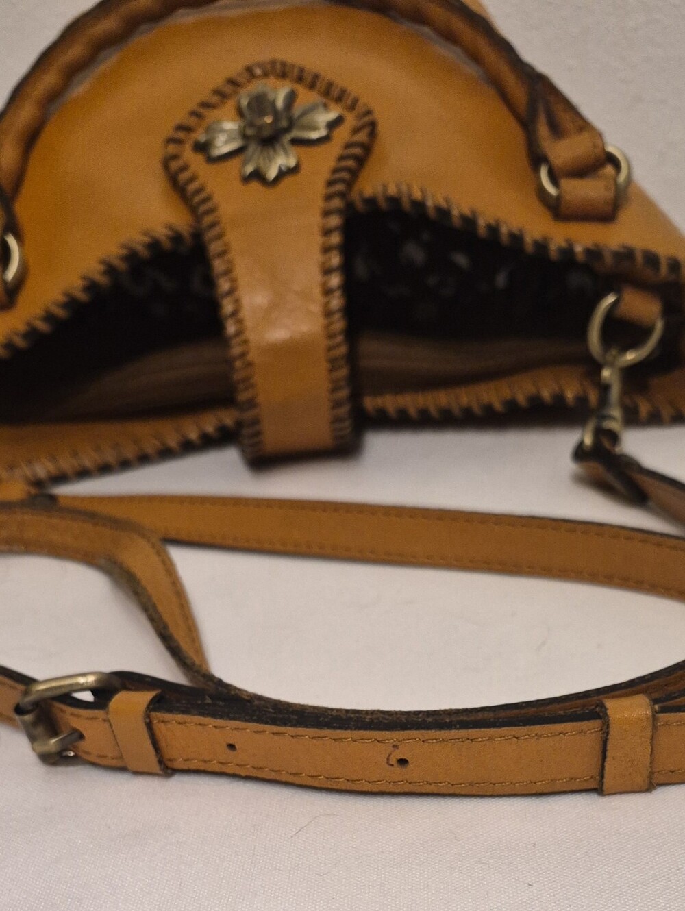 Patricia Nash Ninette Crossbody Bag - Picture 7 of 10